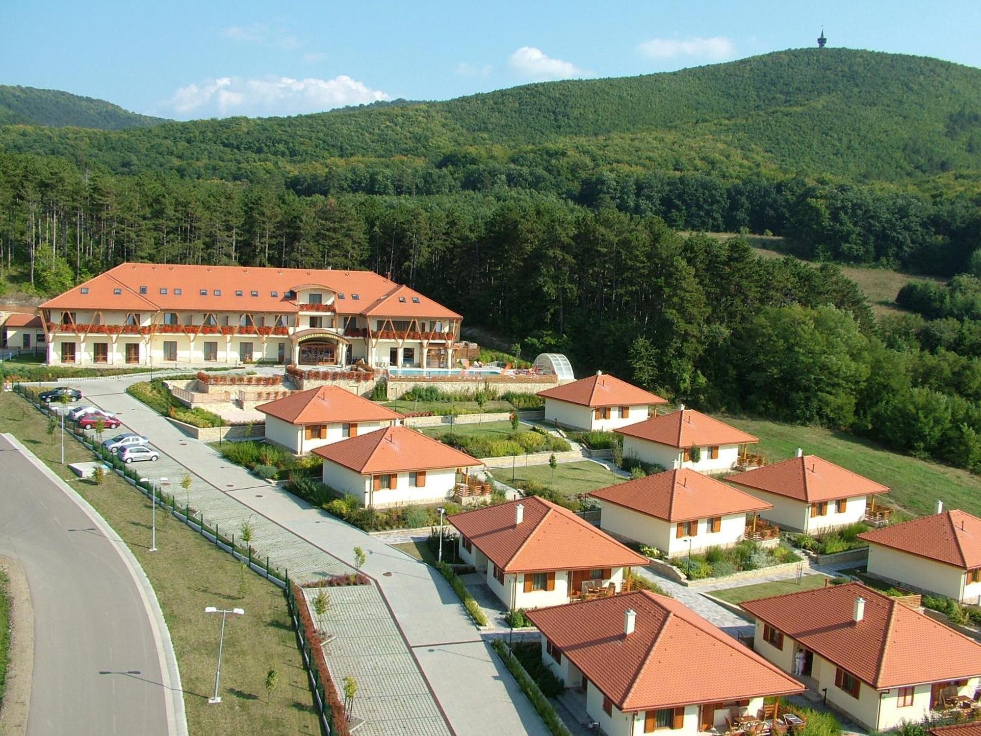 Szalajka Liget Hotel Es Apartmanhazak Szilvásvárad Dış mekan fotoğraf